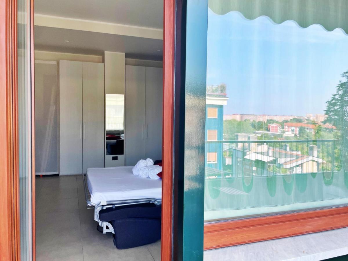 Best Way Rent - Elegante Loft Con Terrazzo Милан Экстерьер фото